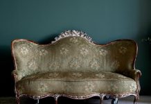 Qu'est-ce qu'un canapé napoléon III ? Icône du style second empire !